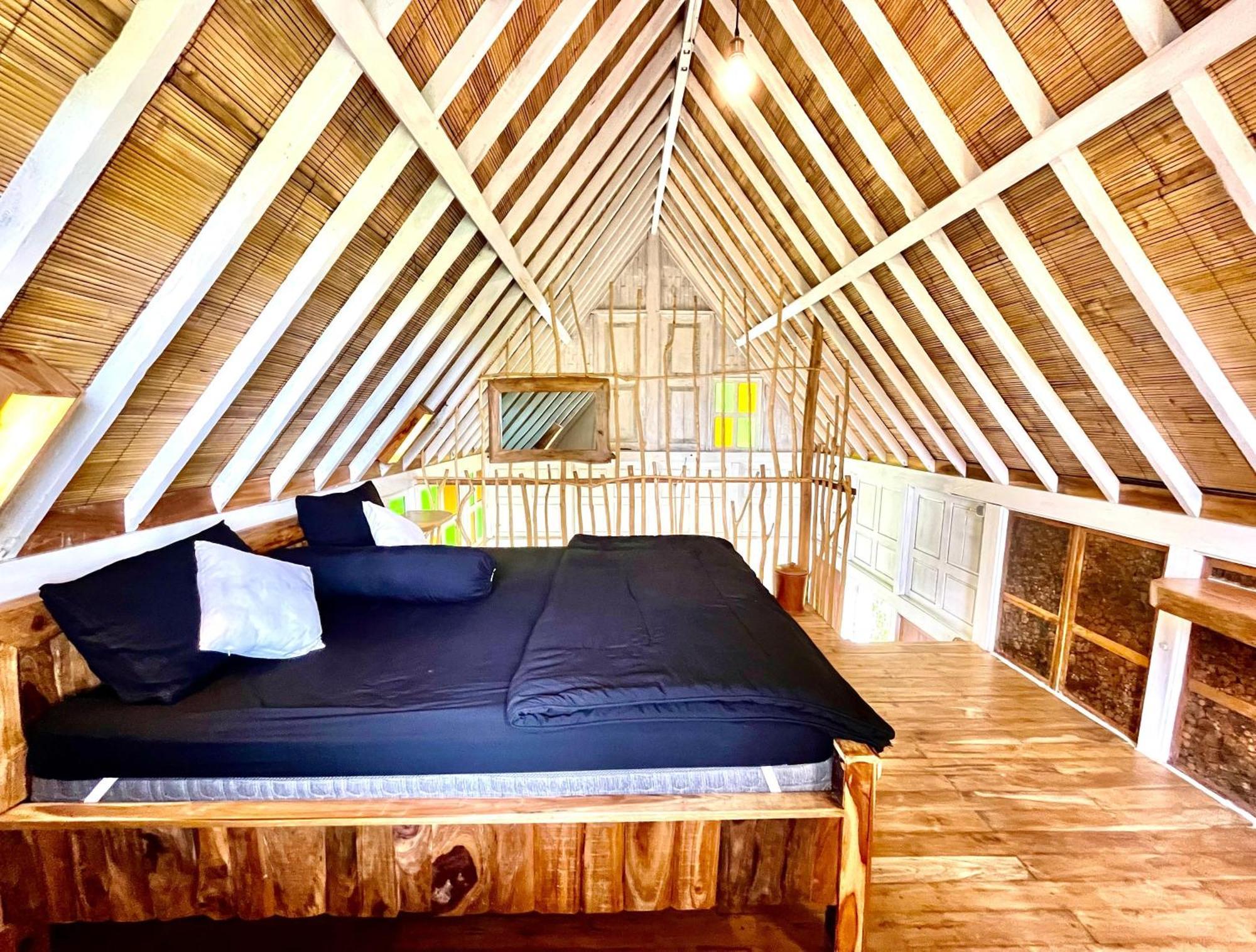 Pondok Is Oke Villa Scenic View Banyuwangi  Exterior foto