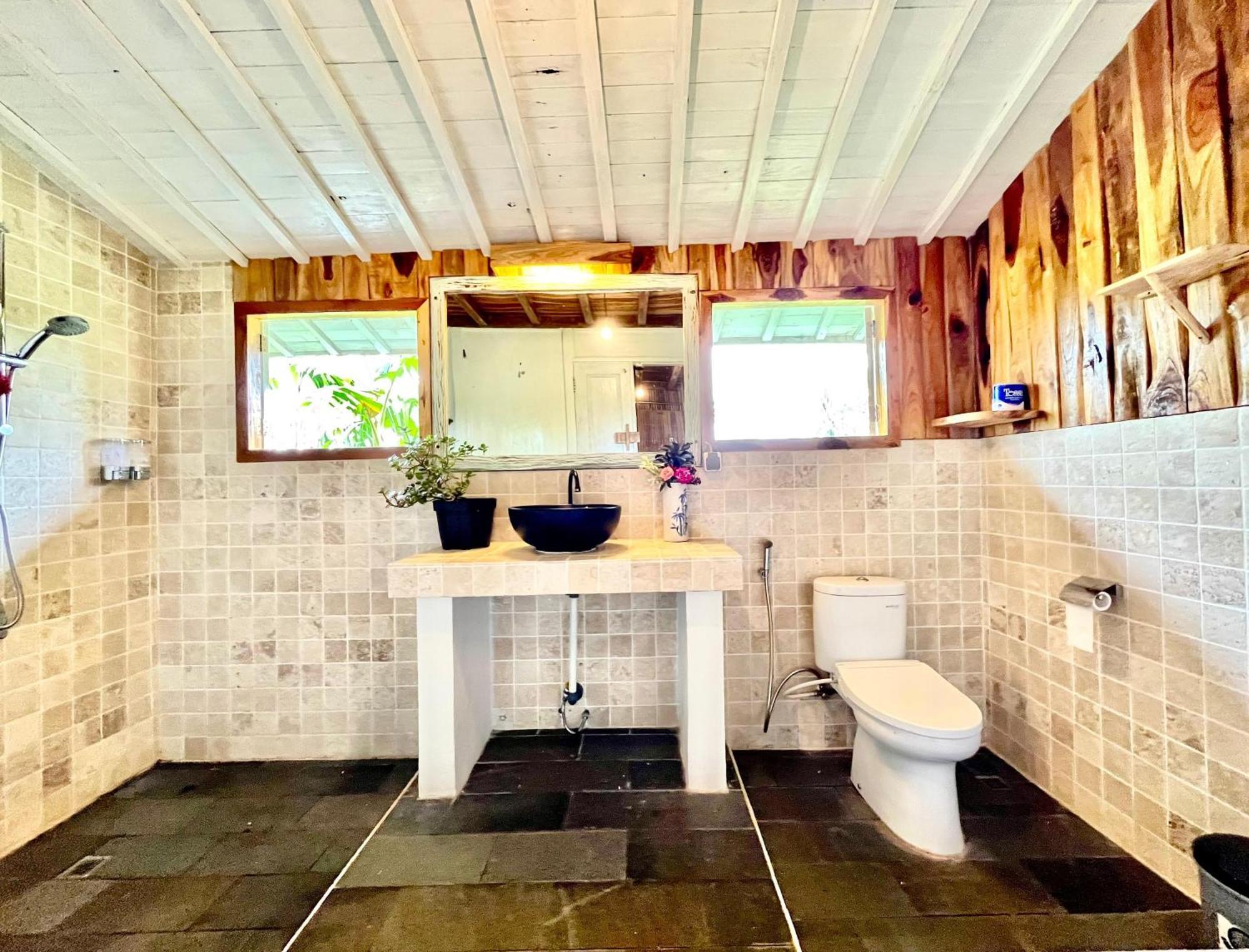 Pondok Is Oke Villa Scenic View Banyuwangi  Exterior foto